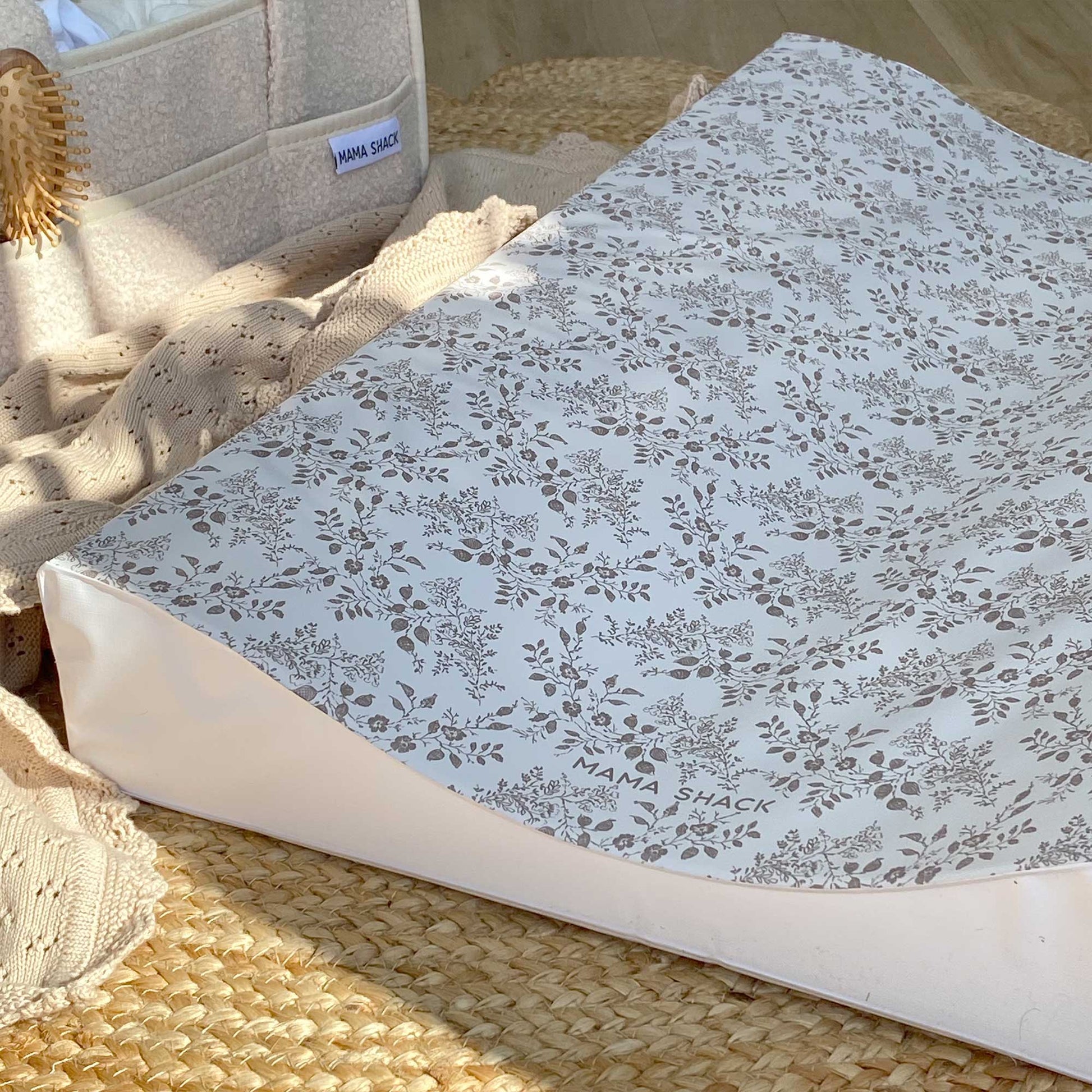 Anti Roll Changing Mat - Vintage Floral