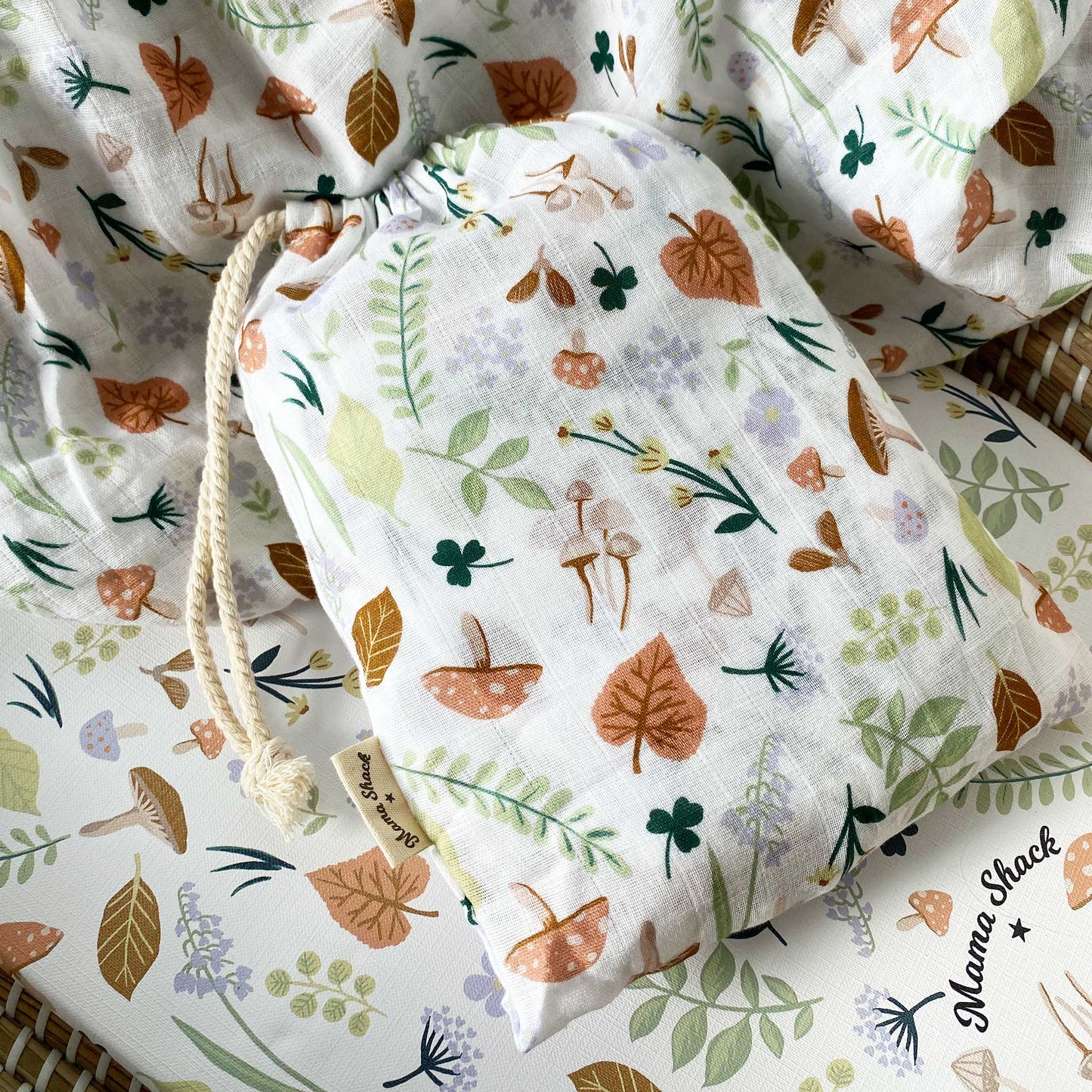 Organic Muslin Swaddle Blanket - Woodland Leaves
