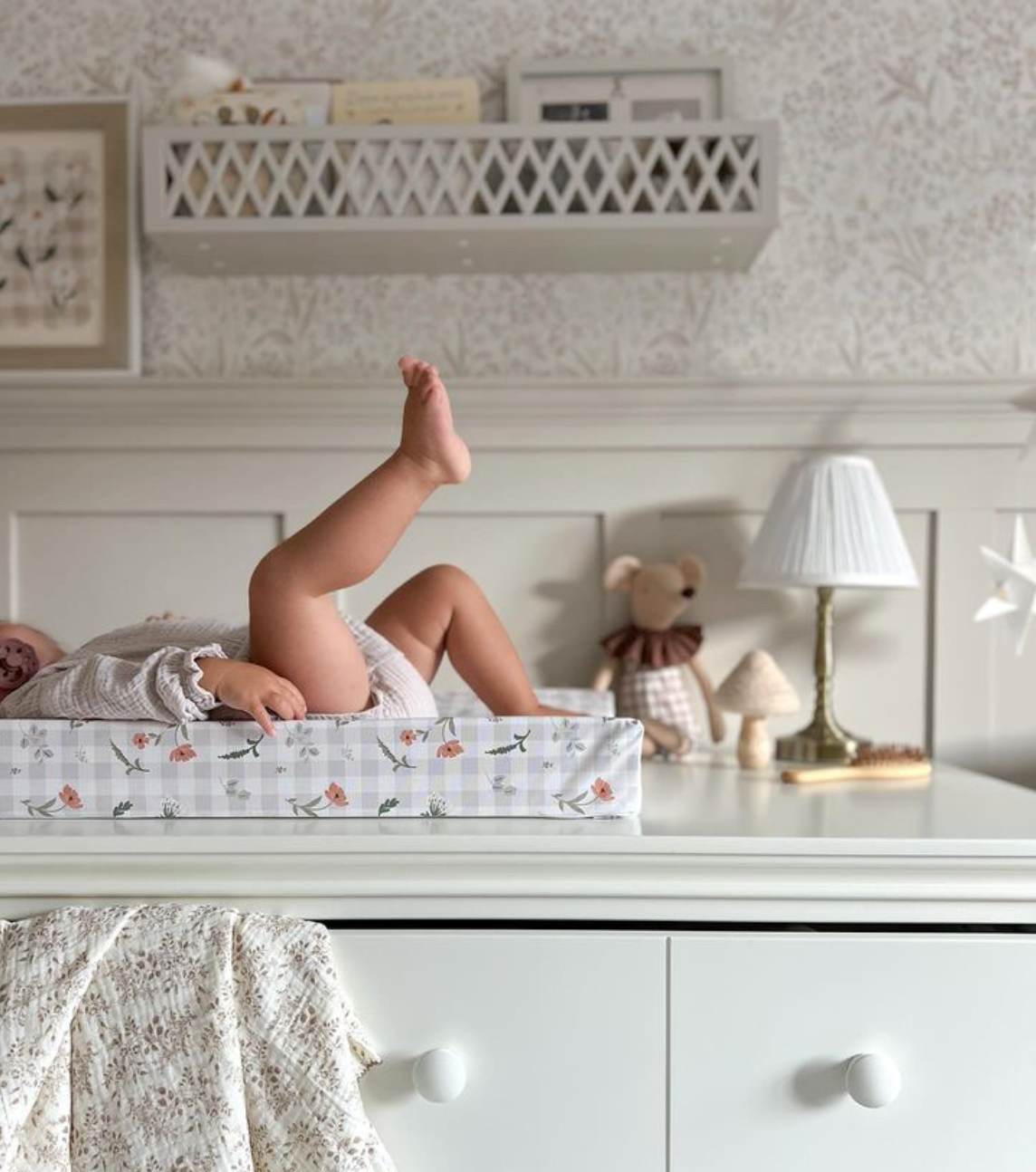 baby changing mat for newborn