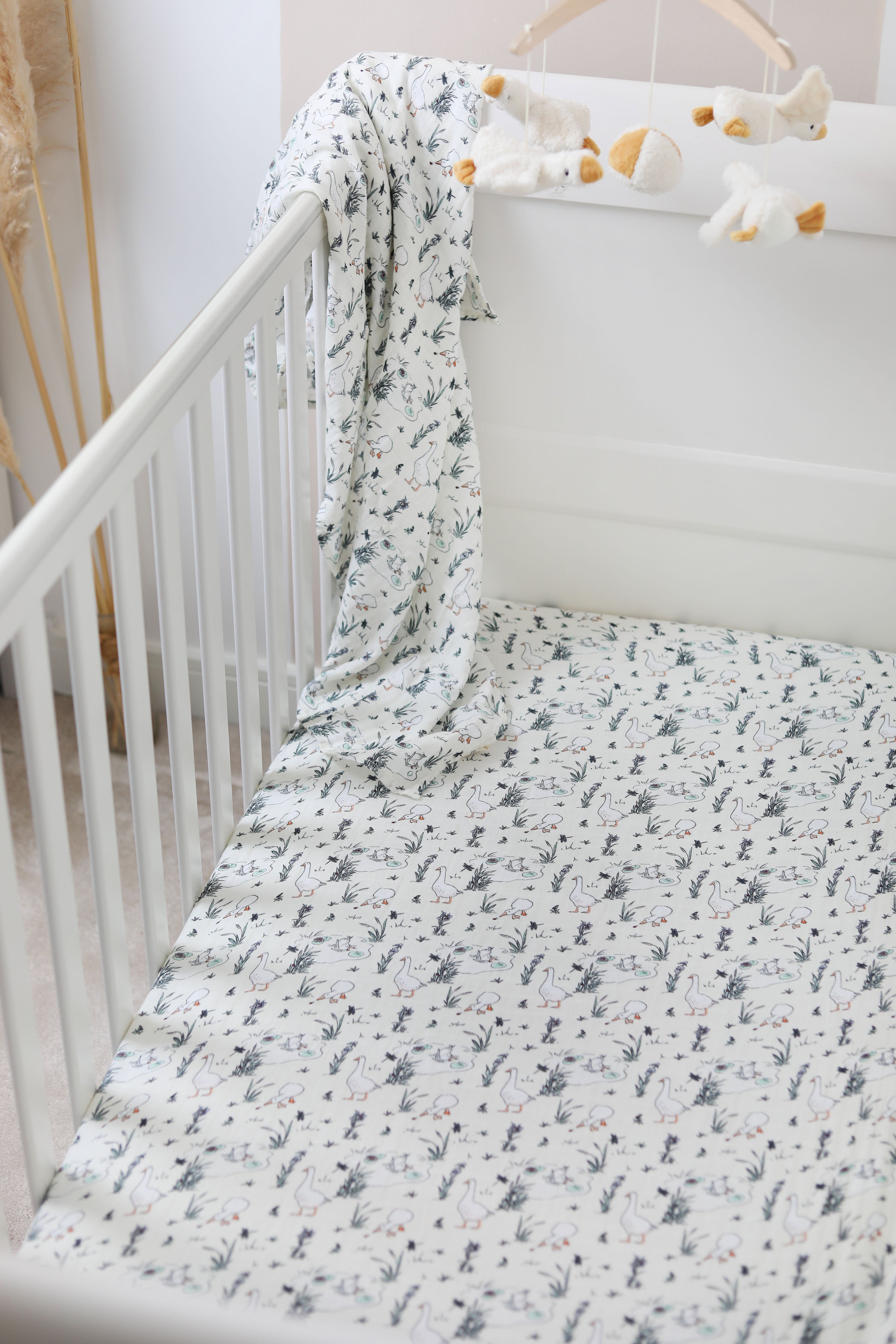 Organic Muslin Swaddle Blanket - Goose & the Ladybird