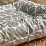 NEST-CHANGING-MAT-GIRAFFE-MAMA-SHACK