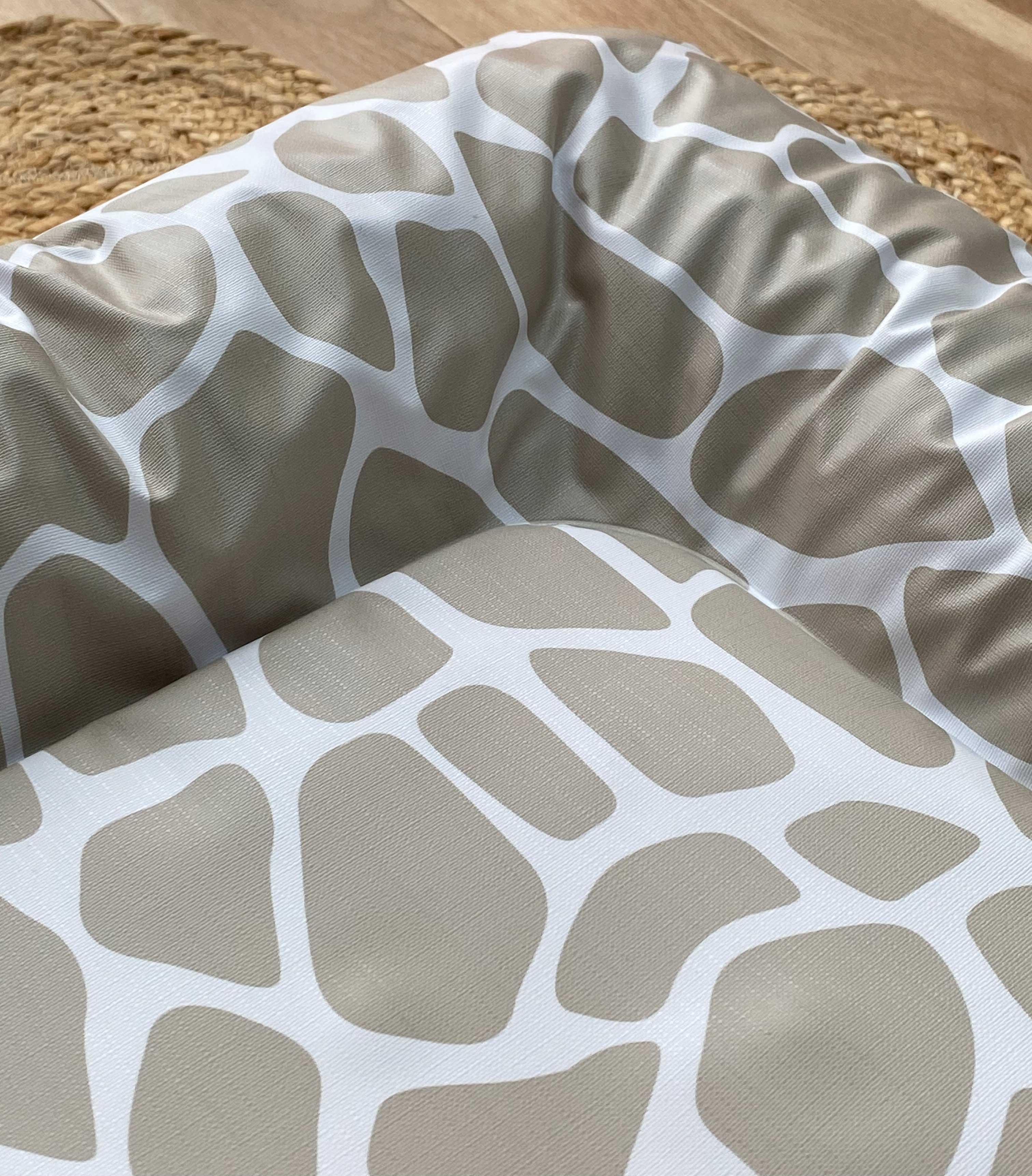 NEST-CHANGING-MAT-GIRAFFE-MAMA-SHACK