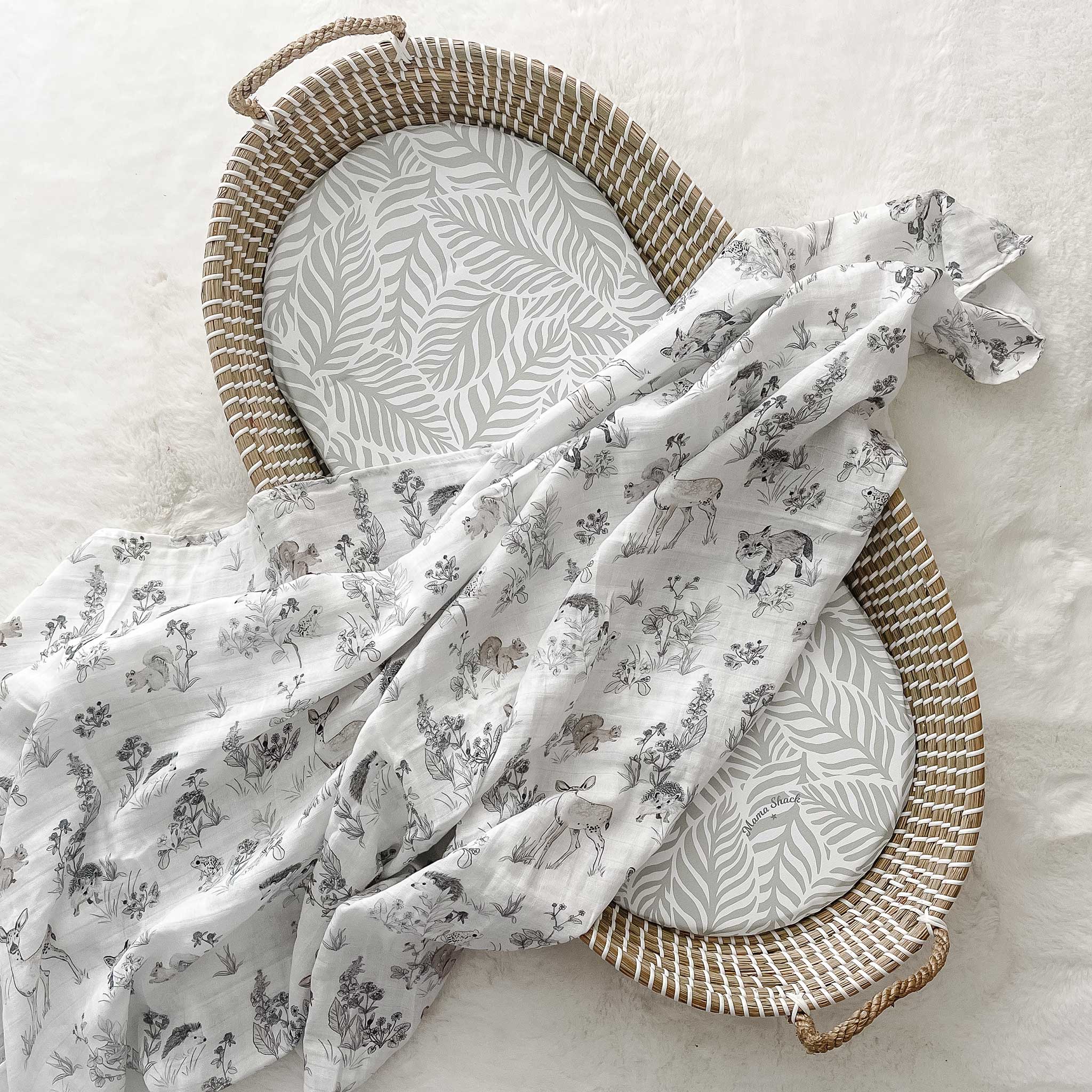 Changing Basket Mat Liner - Linear Leaf - Sage Green